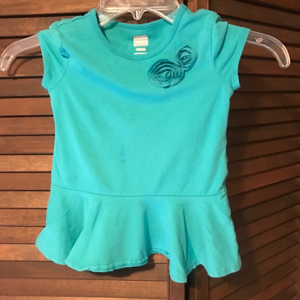 Old Navy 5T girls, Cotton blue shirt, 3-D Flowers